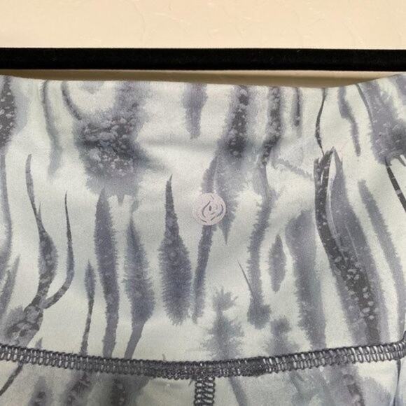 Apana Blue Tie Dye Leggings Small - Picture 5 of 7